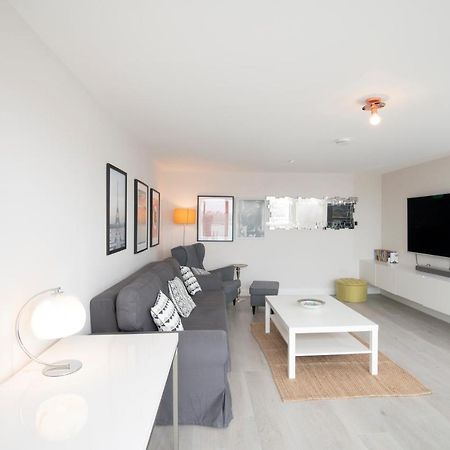 Spacious Apartment With Parking Space, Close To Heathrow, Elizabeth Line And Windsor 梅登黑德 外观 照片