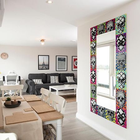 Spacious Apartment With Parking Space, Close To Heathrow, Elizabeth Line And Windsor 梅登黑德 外观 照片